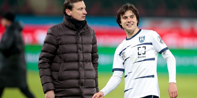 Danila Kozlov cũng là trụ cột của lứa U20 Nga